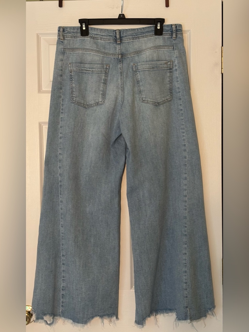 Anthropologie Pilcro The Adi Safie Frayed Hem Jeans Size 29 EUC - Picture 4 of 9